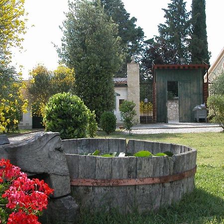 Aparthotel Subretia Residenze Di Campagna à Fabbri Extérieur photo